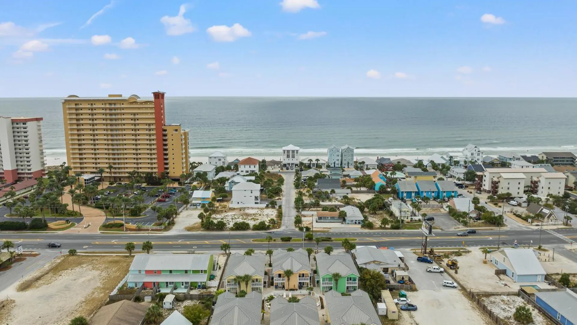 Sago By The Sea: 2-Bed, 25-Bath Retreat Steps From The Beach, Sleeps 7! Panama City Beach 0*,