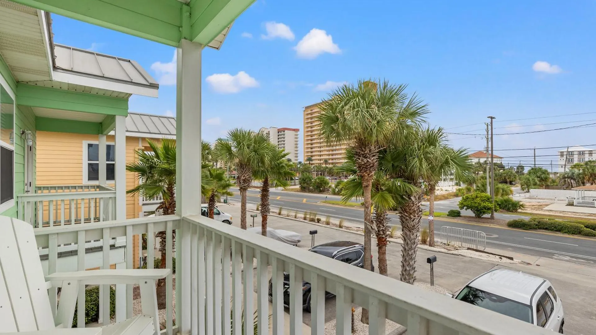 Sago By The Sea: 2-Bed, 25-Bath Retreat Steps From The Beach, Sleeps 7! Panama City Beach Holiday home