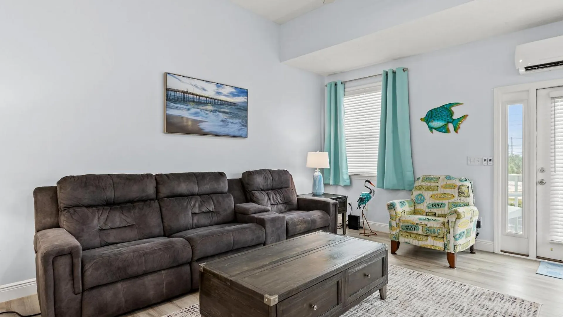 Sago By The Sea: 2-Bed, 25-Bath Retreat Steps From The Beach, Sleeps 7! Panama City Beach United States